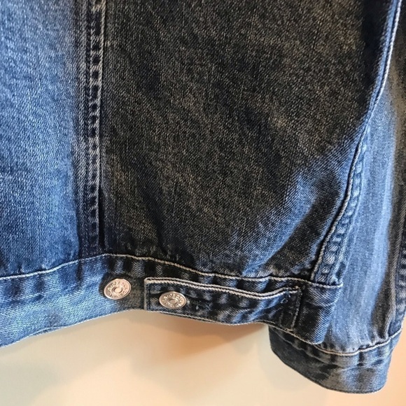 PACSUN Size Large Denim Jean Jacket Distressed - Picture 6 of 10